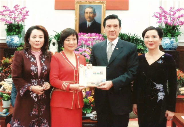 2.jpg 2.jpg